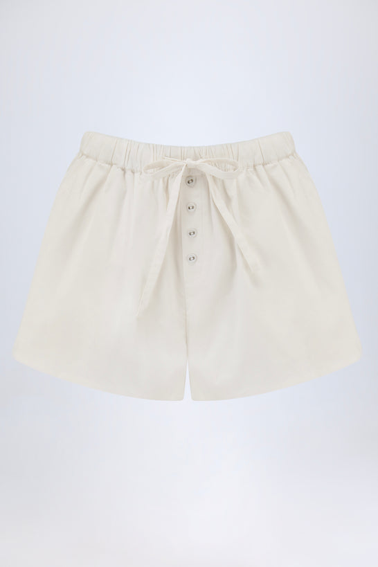 Mid-Rise Shorts in White
